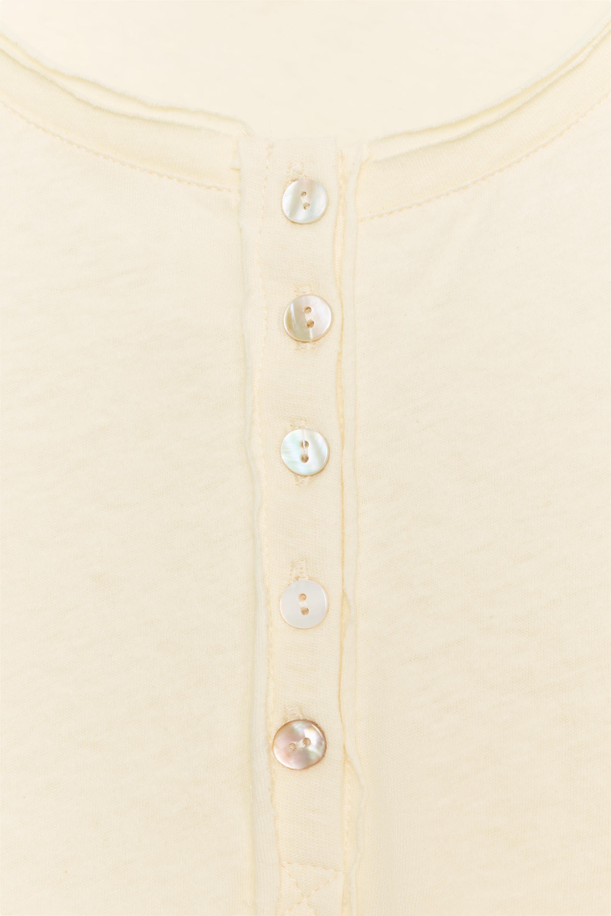 HENLEY NECK T-SHIRT